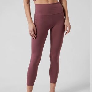 Athleta salutation stash pocket II 7/8 tight XXSP